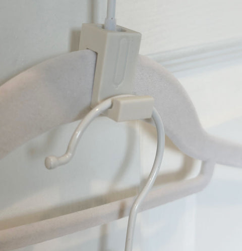 Hanger clips incl whatt.io NFC tag US version