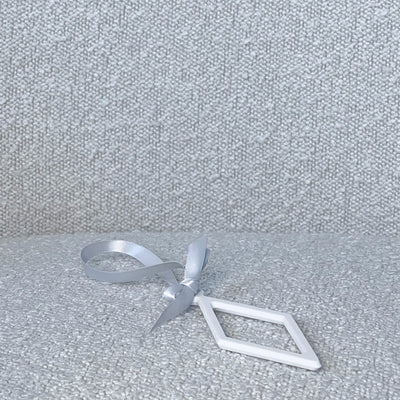 Christmas ornament flat diamond white/grey