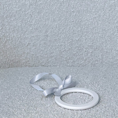 Christmas ornament flat circle white/grey