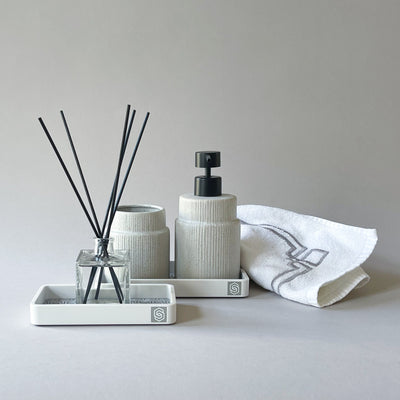 Tray with water resistant inlay - white/grey