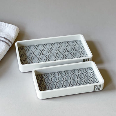 Tray with water resistant inlay - white/grey